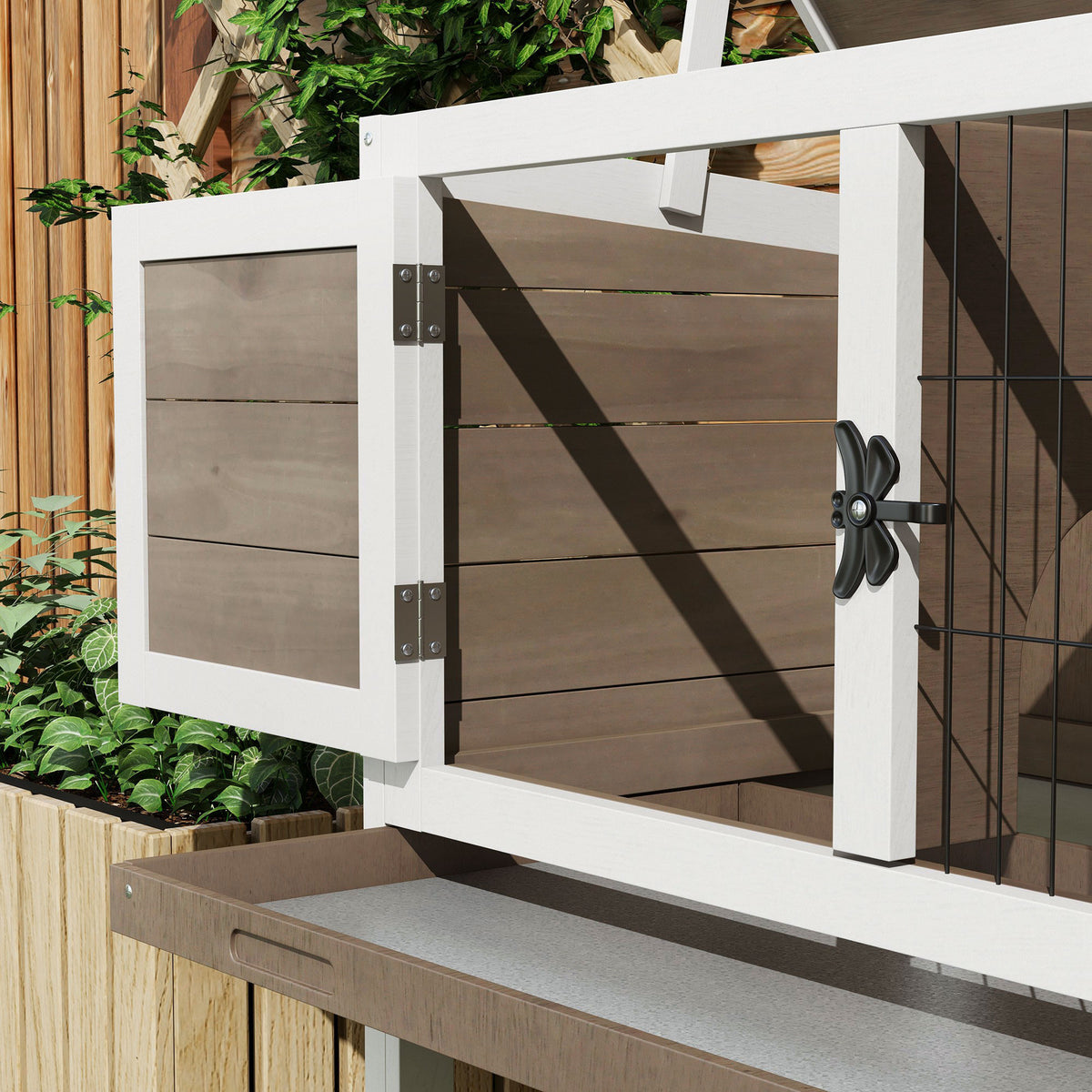 PawHut Wooden Guinea Pig Hutch, Small Animal Cage with Slide-out Tray, Openable Asphalt Roof, 84 x 43 x 70cm, Brown