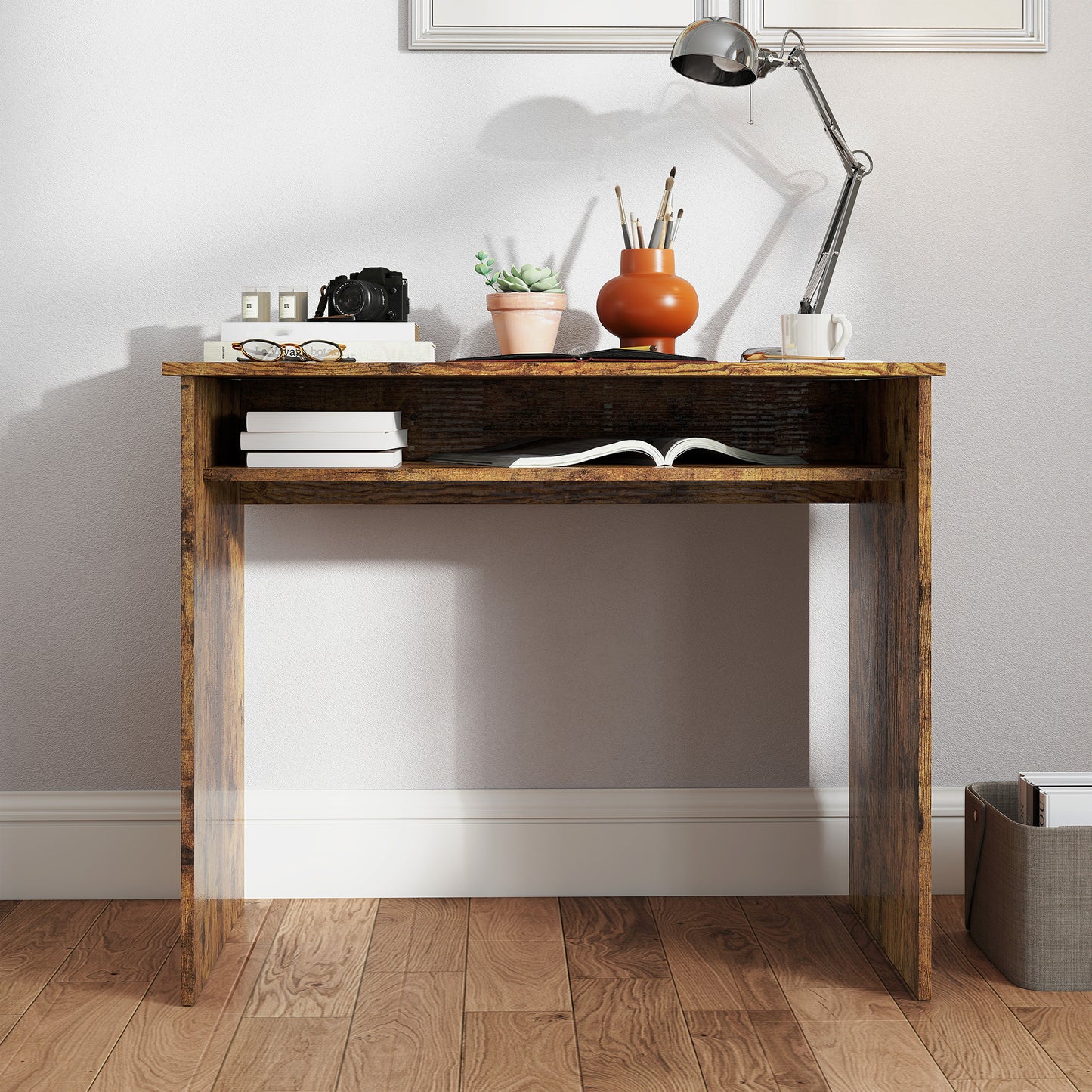 HOMCOM Boxy Work Desk, with Shelf - Wood-Effect