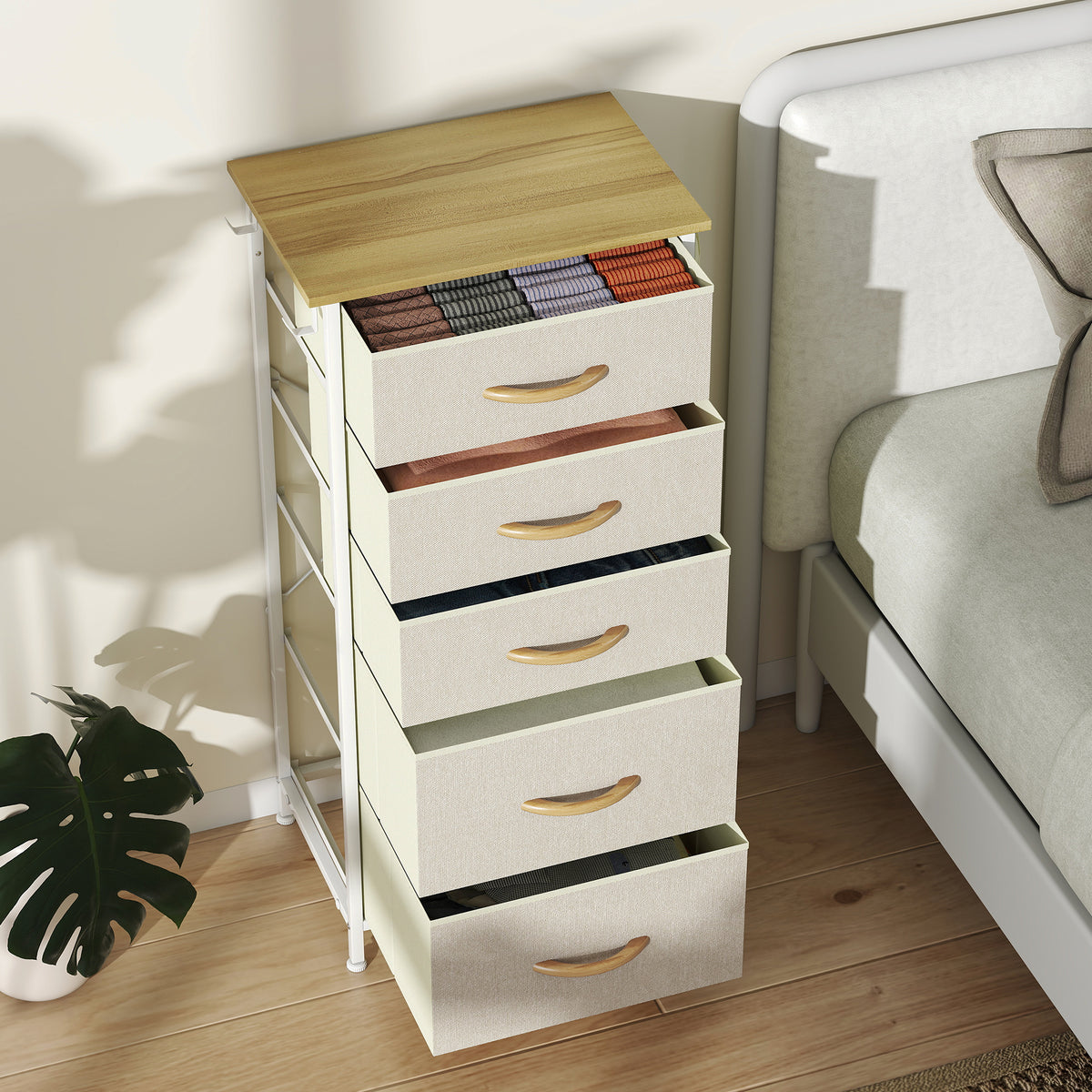 HOMCOM Chest of Five Fabric Drawers - Beige