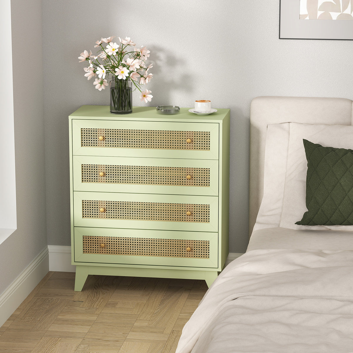 HOMCOM Rattan Chest of Drawers, 4 Drawer Storage Unit with Tapered Legs, Bedroom Storage Organiser Dresser for Bedside, Entryway, Hallway, Living Room, Light Green