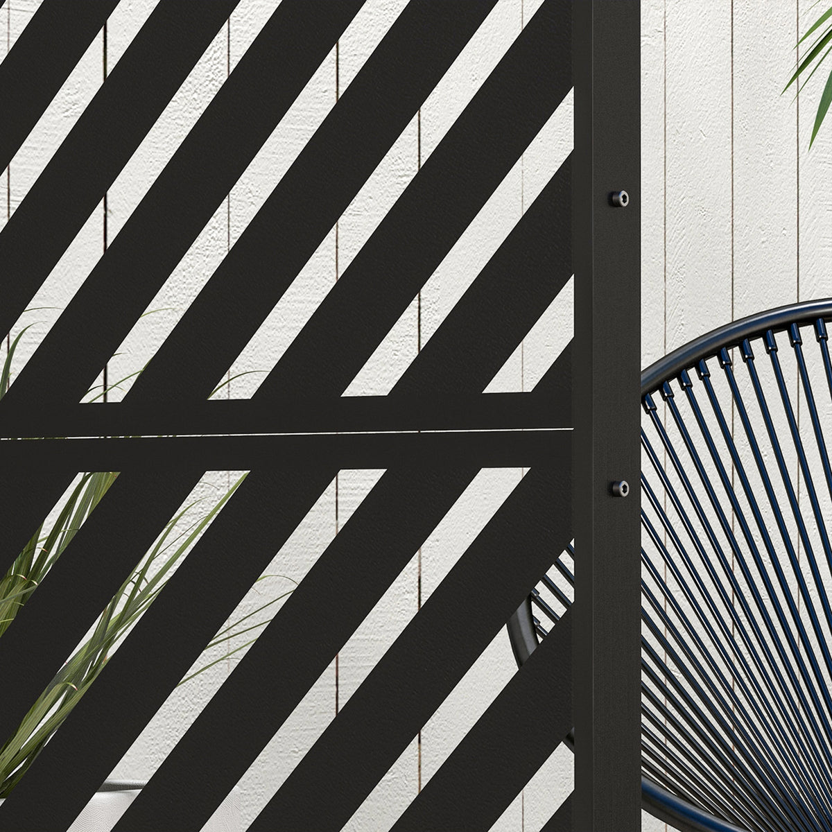 Outsunny 6.5FT Decorative Outdoor Divider, Metal Privacy Screen with Stand, Triangle Style, Black
