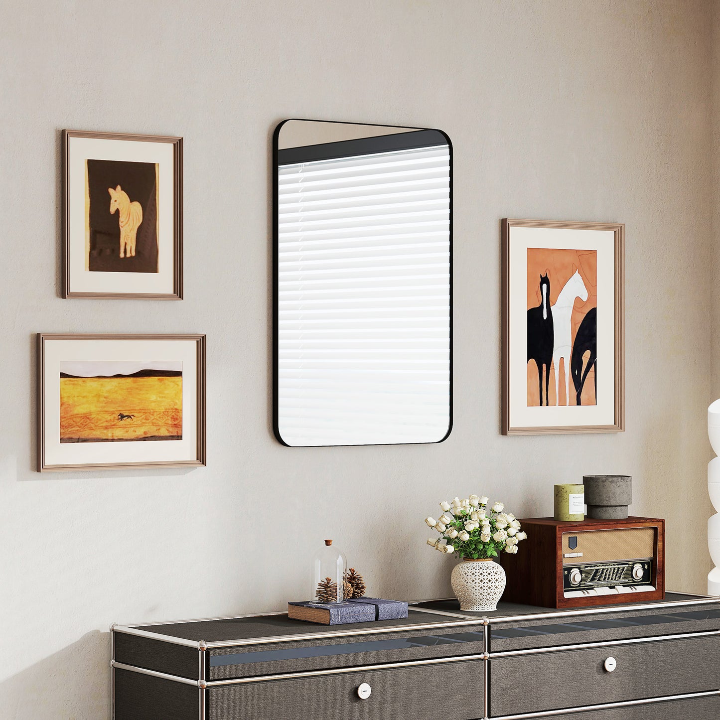 HOMCOM 90 x 60cm Curved Bathroom Mirror - Black