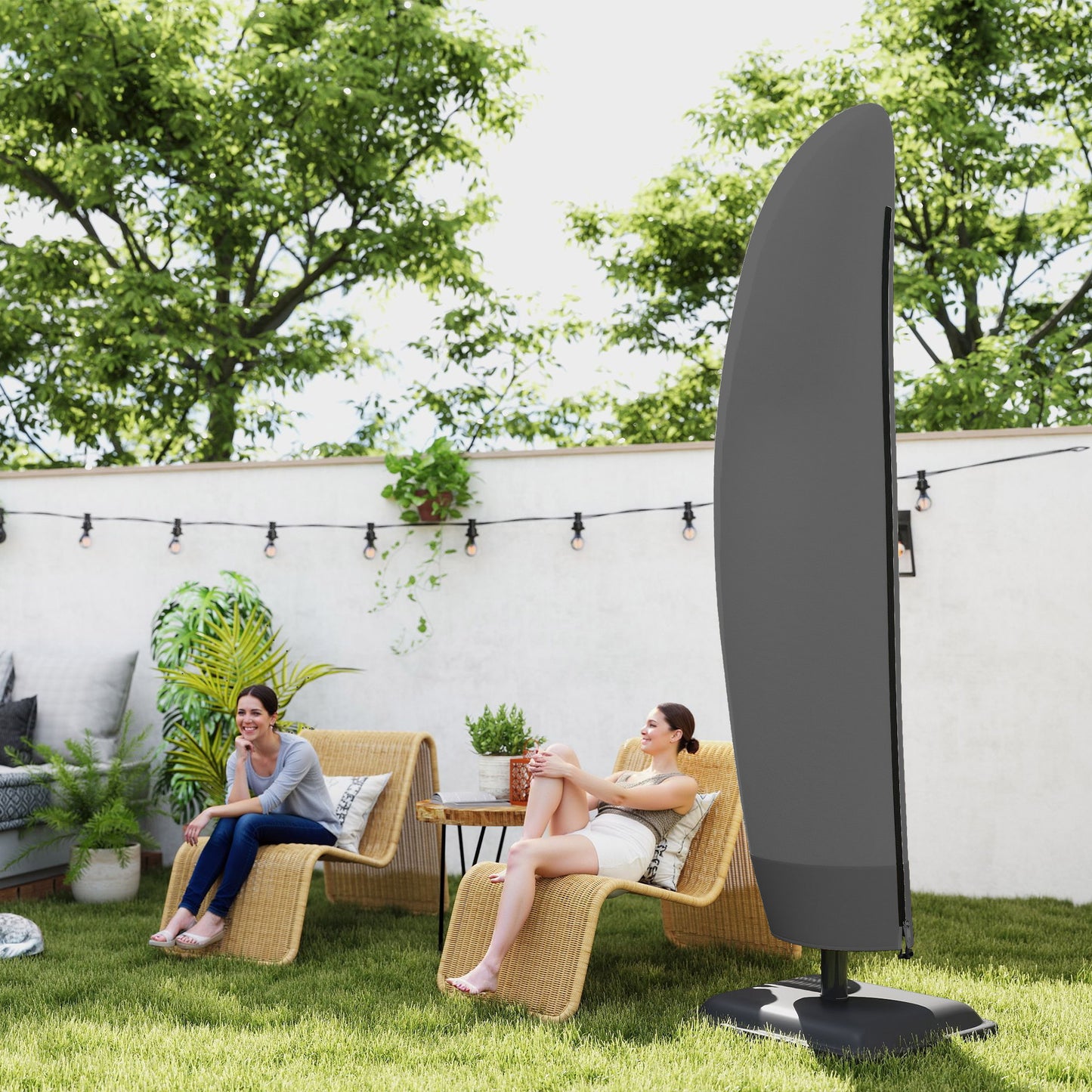 Outsunny Parasol Cover, 600D Oxford Cantilever Umbrella Cover Fit for 2-4m Parasol, Banana Umbrella Protector with Zipper for Outdoor Garden, Patio, Black