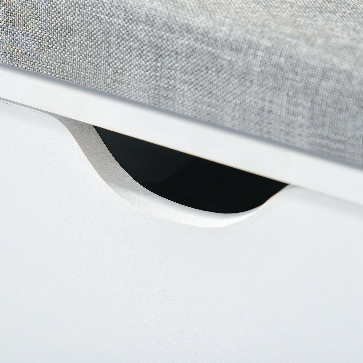 HOMCOM Shoe Storage Bench with Cushion - White