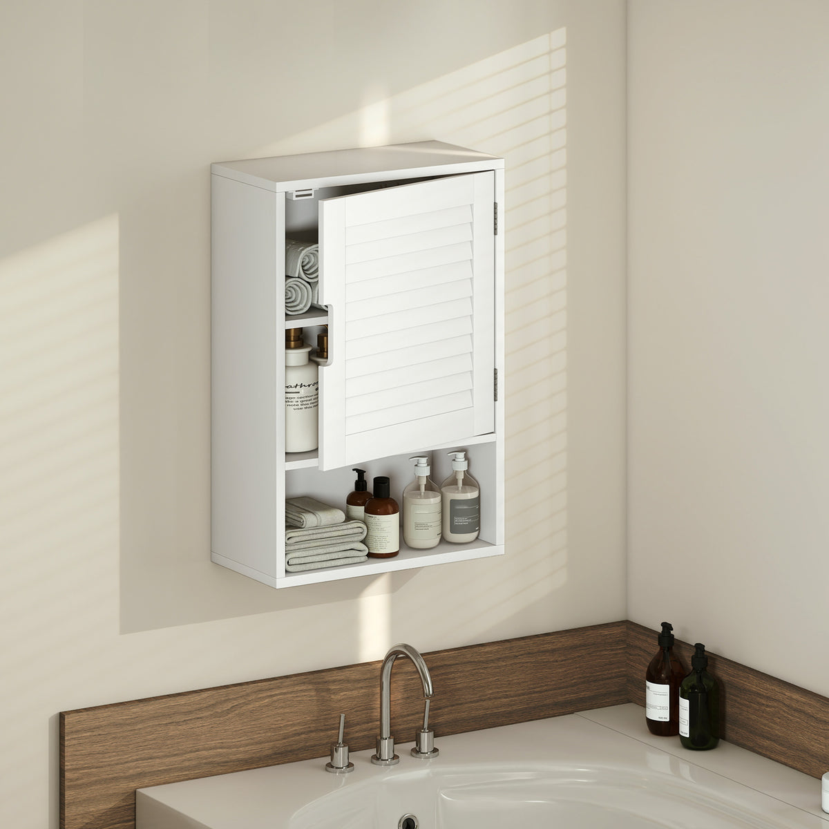 HOMCOM Bathroom Cabinet, Wall Mounted Storage Cabinet with Adjustable Shelves, 40 x 20 x 60 cm, White