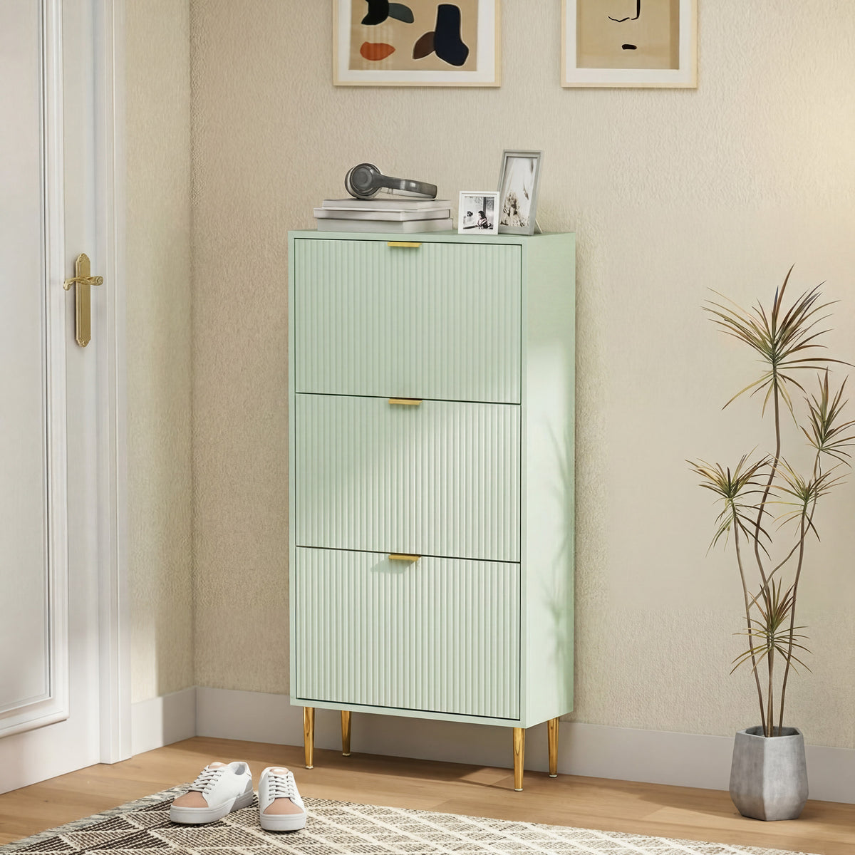 HOMCOM Elegant Three-Drawer Shoe Cabinet - Light Green