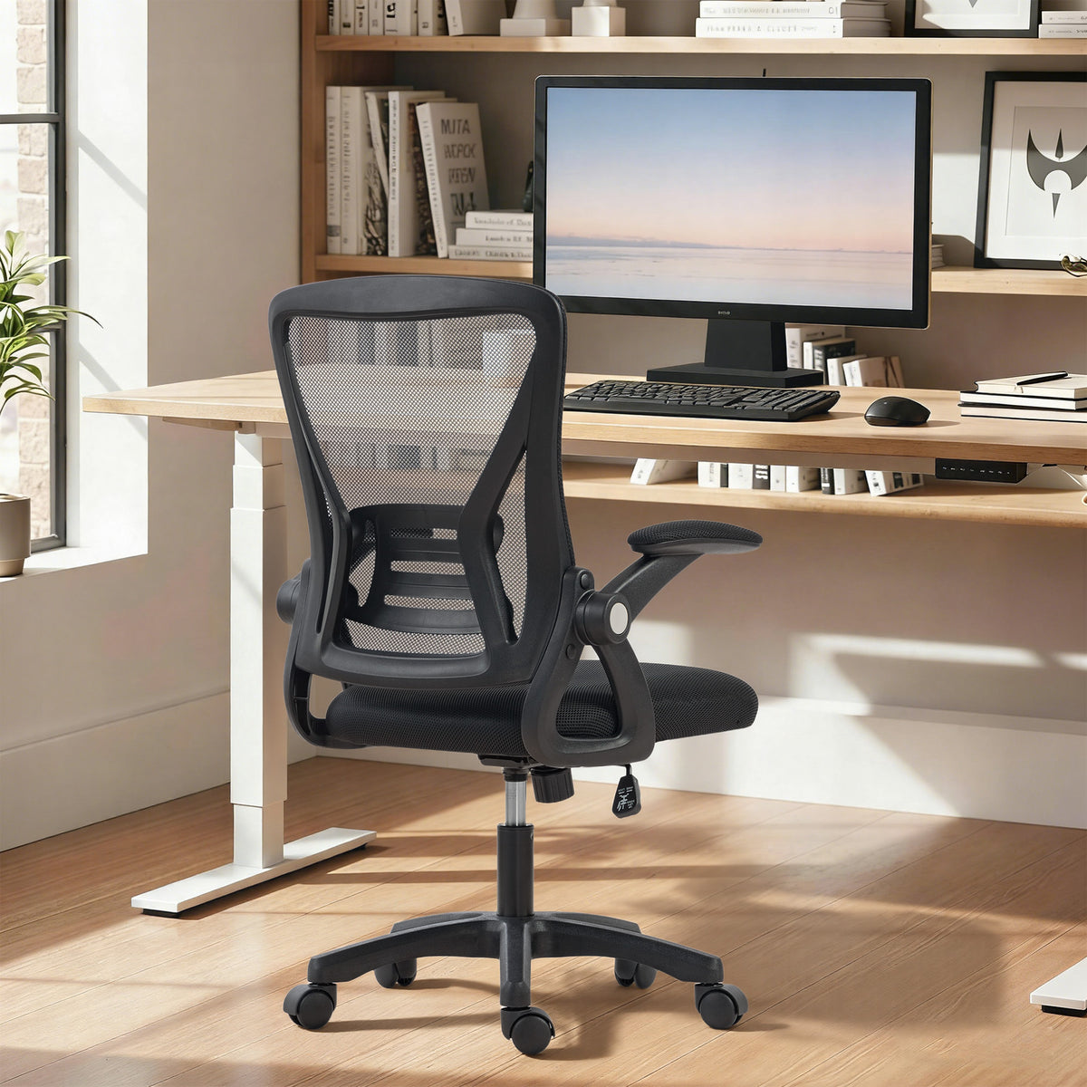 HOMCOM Office Chair, Mesh Desk Chair with Flip-up Armrests, Lumbar Support, Adjustable Height, Black