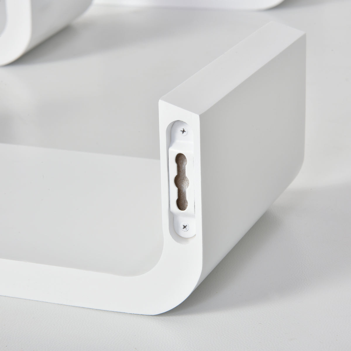 HOMCOM Floating Shelves, Set of 3 Wall Shelf, Shelves for Wall Invisible Mounting, Bedroom Living Room, White
