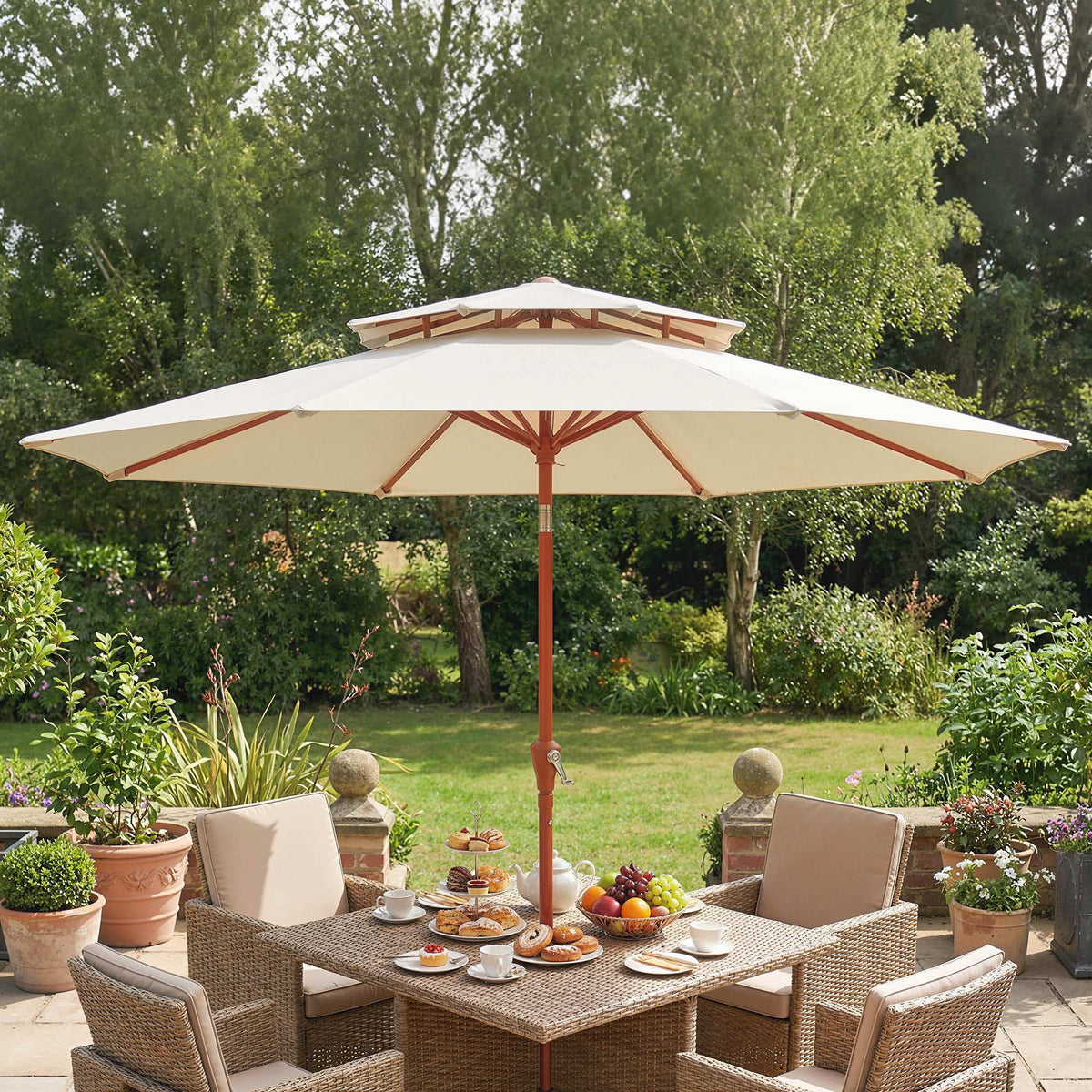 Outsunny 2.7 m Garden Parasol with Double Top Outdoor Market Table Umbrella with Crank System, Cream White