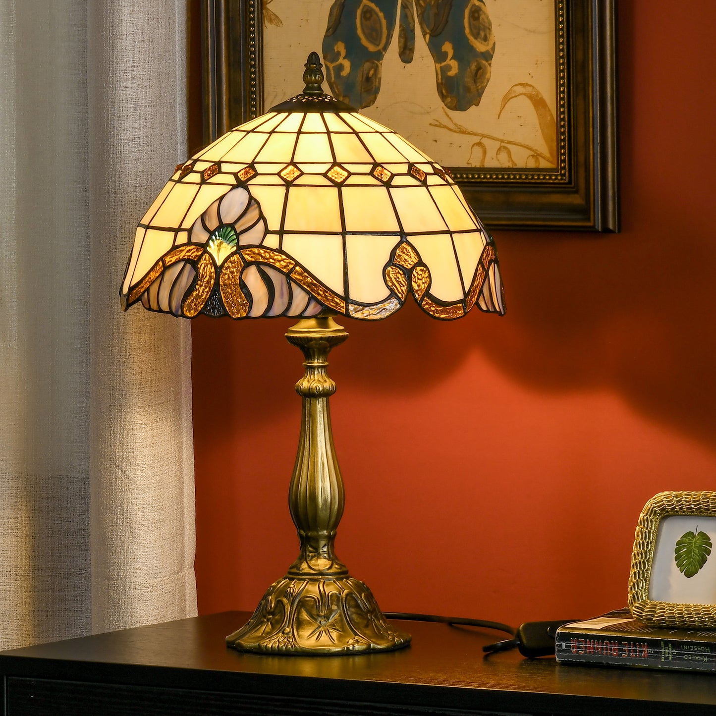 HOMCOM Tiffany Stained Glass Table Lamp, Handmade Antique Bedside Lamp, Decorative Night Light for Bedroom, Living room, Home, Nightstand