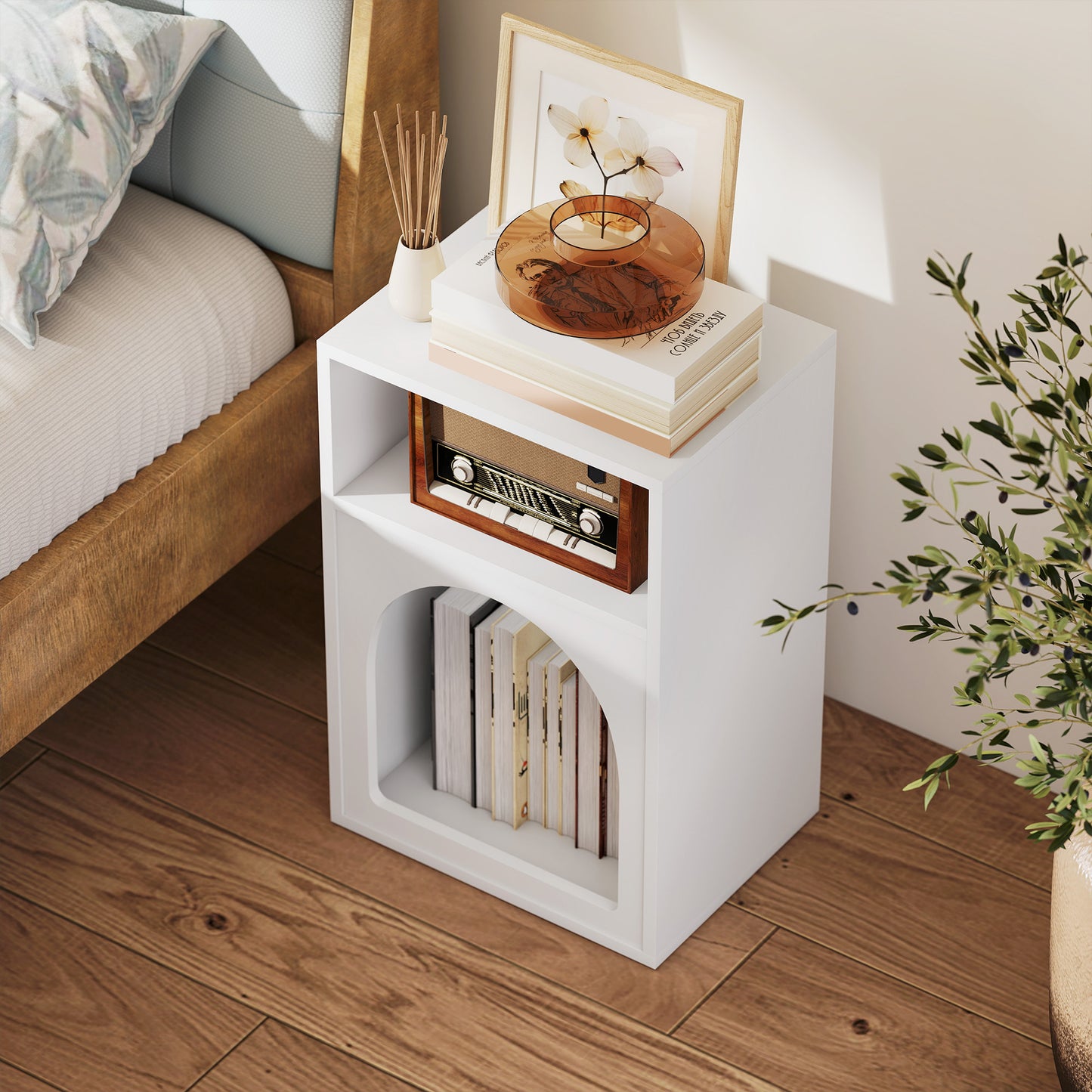 HOMCOM Bedside Table with 2 Open Compartments - White