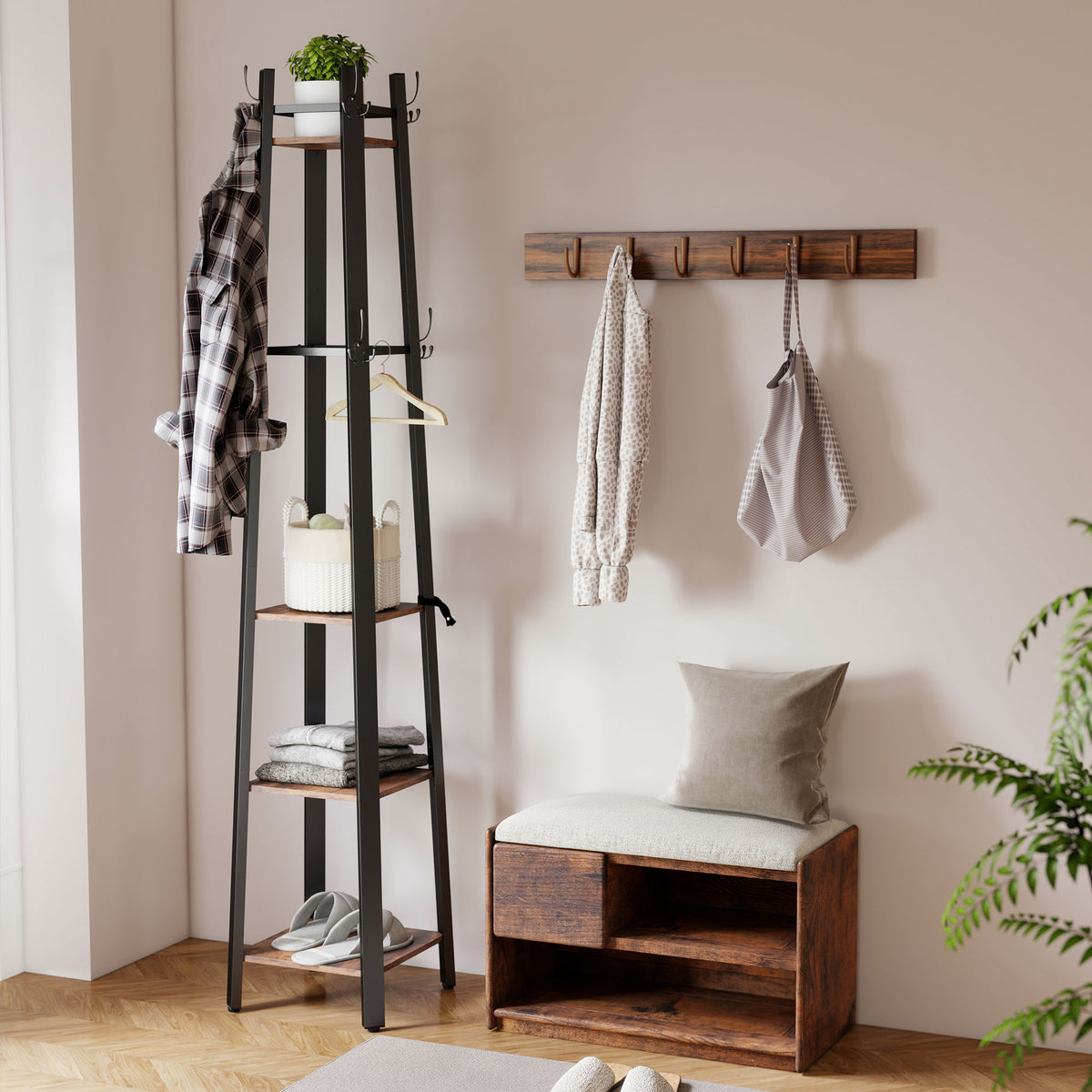 HOMCOM Industrial-Style Four Shelf Coat Stand - Brown/Black