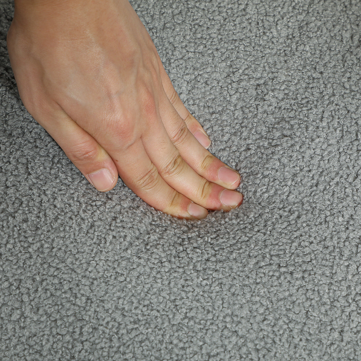 PWsde01a0647a3703.jpg