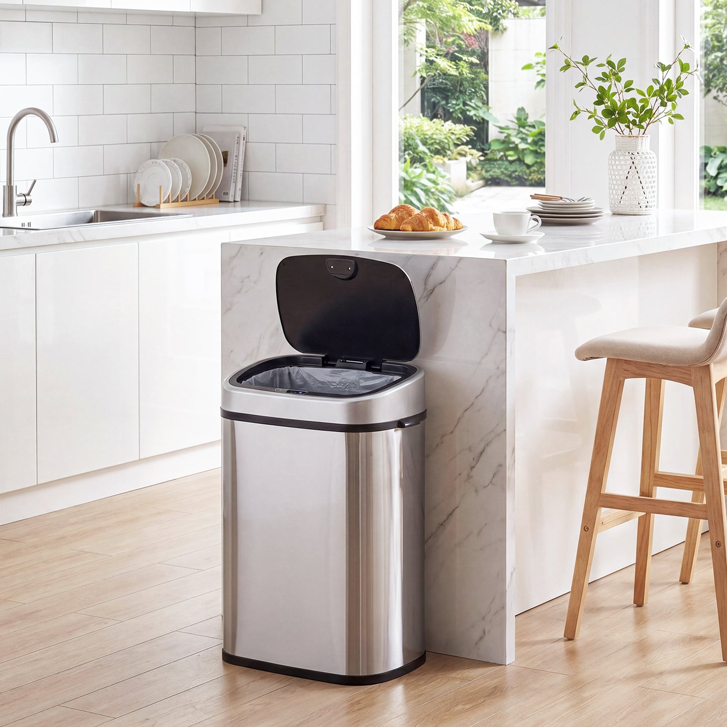 HOMCOM 58L Motion Sensor Bin, Automatic Touchless Rubbish Bin with Fingerprint Resistant Stainless Steel for Kitchen, Hygienic Gyms, Home Office Use, Silver Tone
