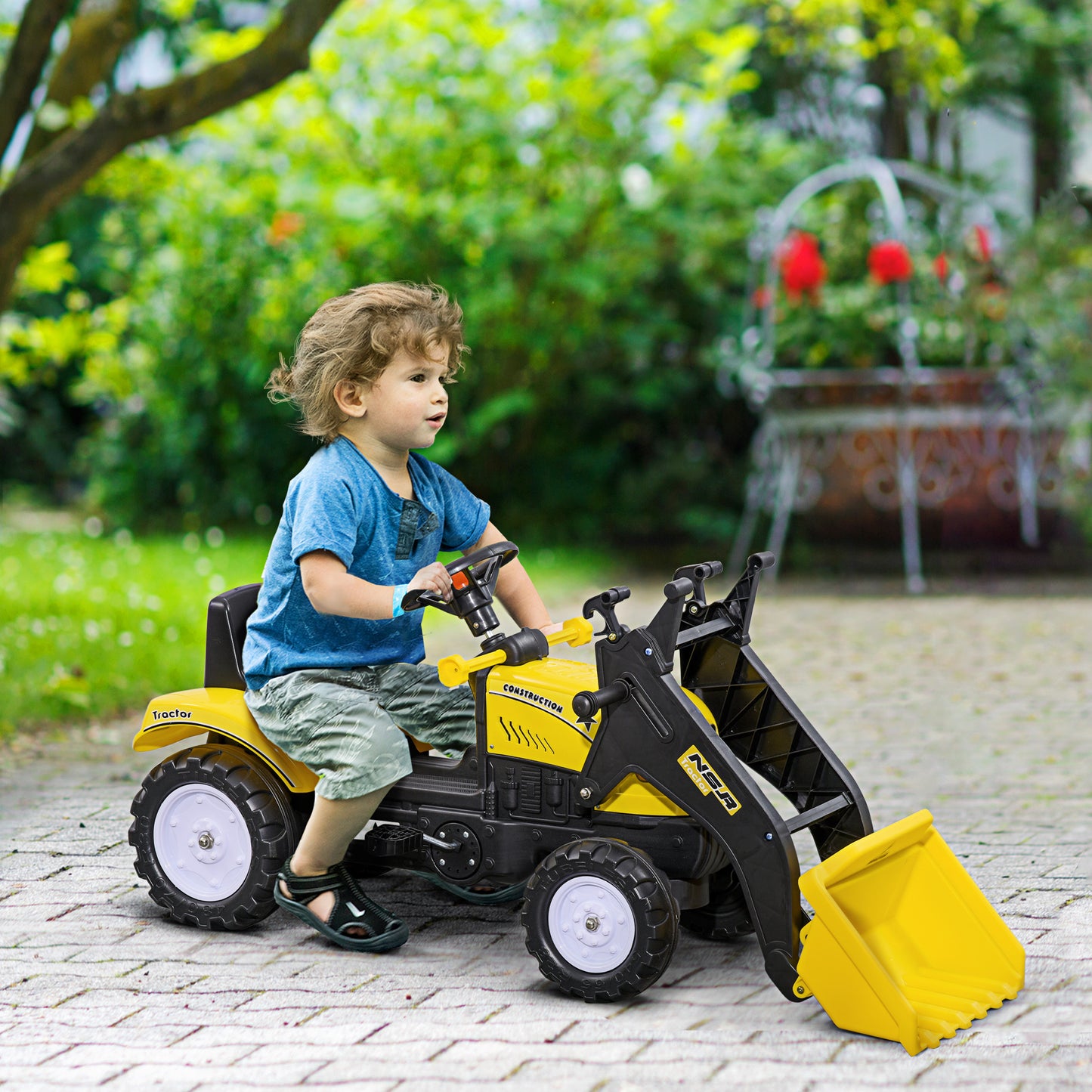 HOMCOM Ride On Tractor, Toddler Excavator Toy, Pretend Play Construction Truck with Adjustable Bucket, Horn for 3 Years+