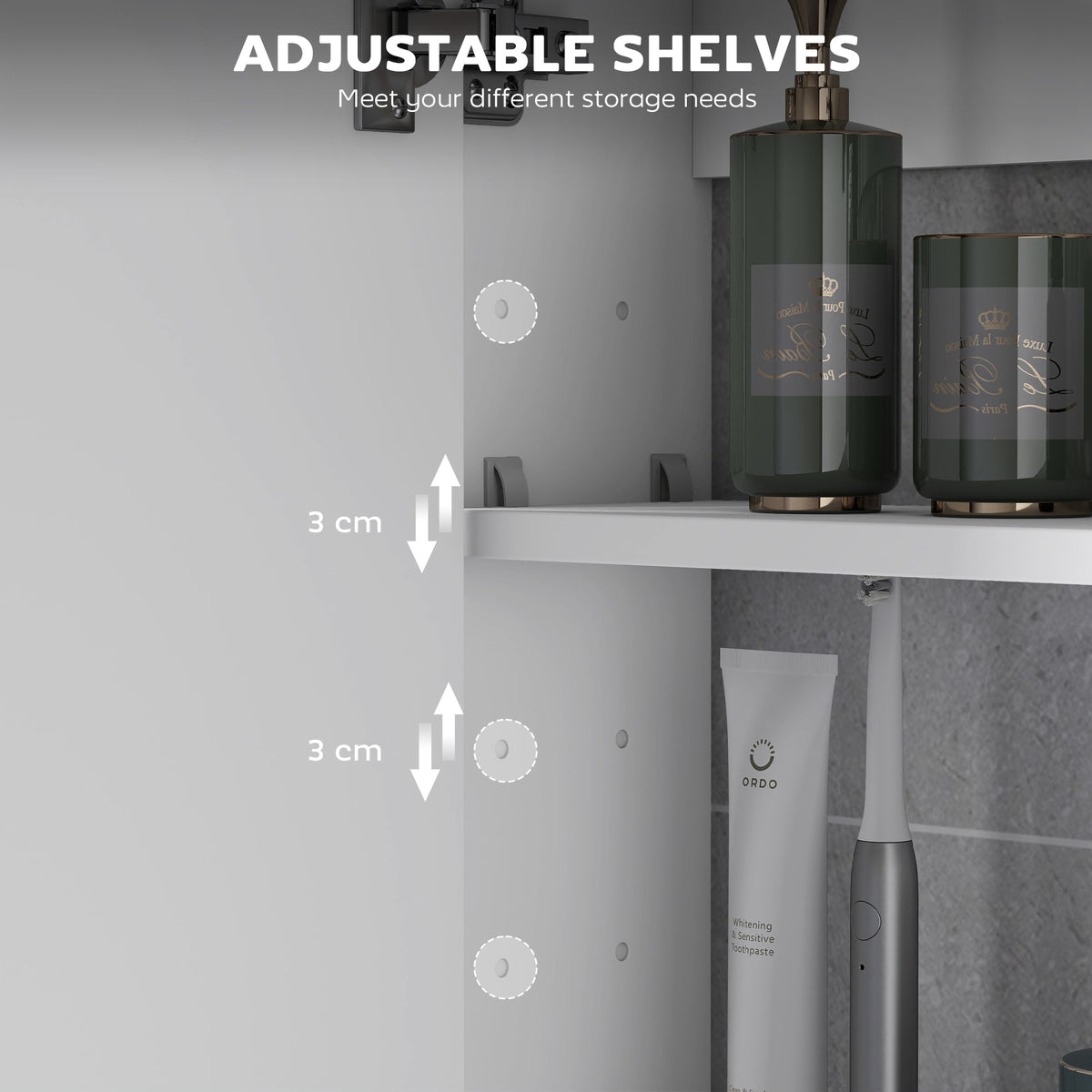 HOMCOM bathroom cabinet interior with adjustable shelves and 3 cm spacing