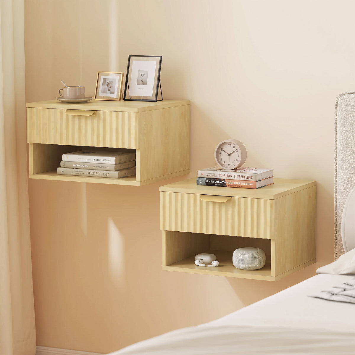 HOMCOM Floating Nightstands Set of 2, Modern Wall-Mounted Bedside Tables with Fluted Drawer and Open Shelf for Bedroom, Oak