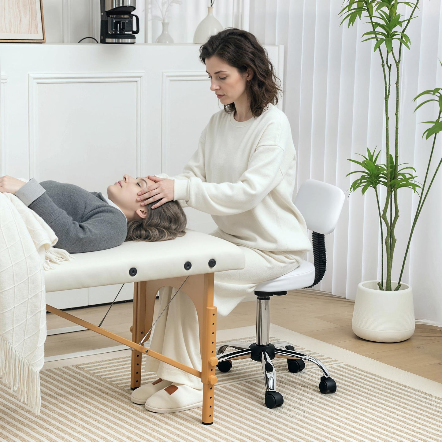 HOMCOM 360° Swivel Seat Salon Stool - White