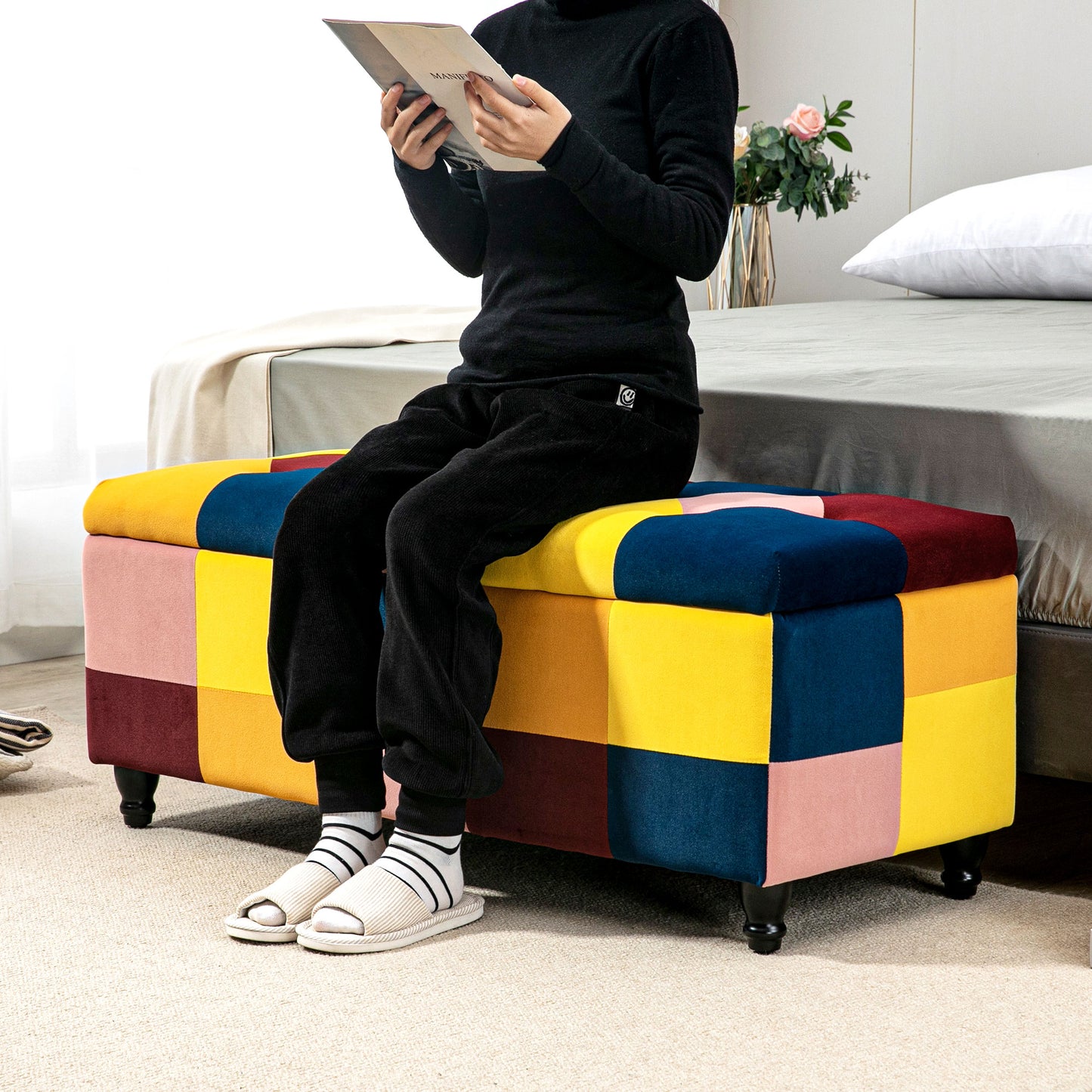 HOMCOM Storage Ottoman, Storage Bench with Wood Legs, Footstool, Footrest with Velvet Surface for Bedroom, Hallway, Living Room, 114 x 47 x 47 cm, Multicoloured