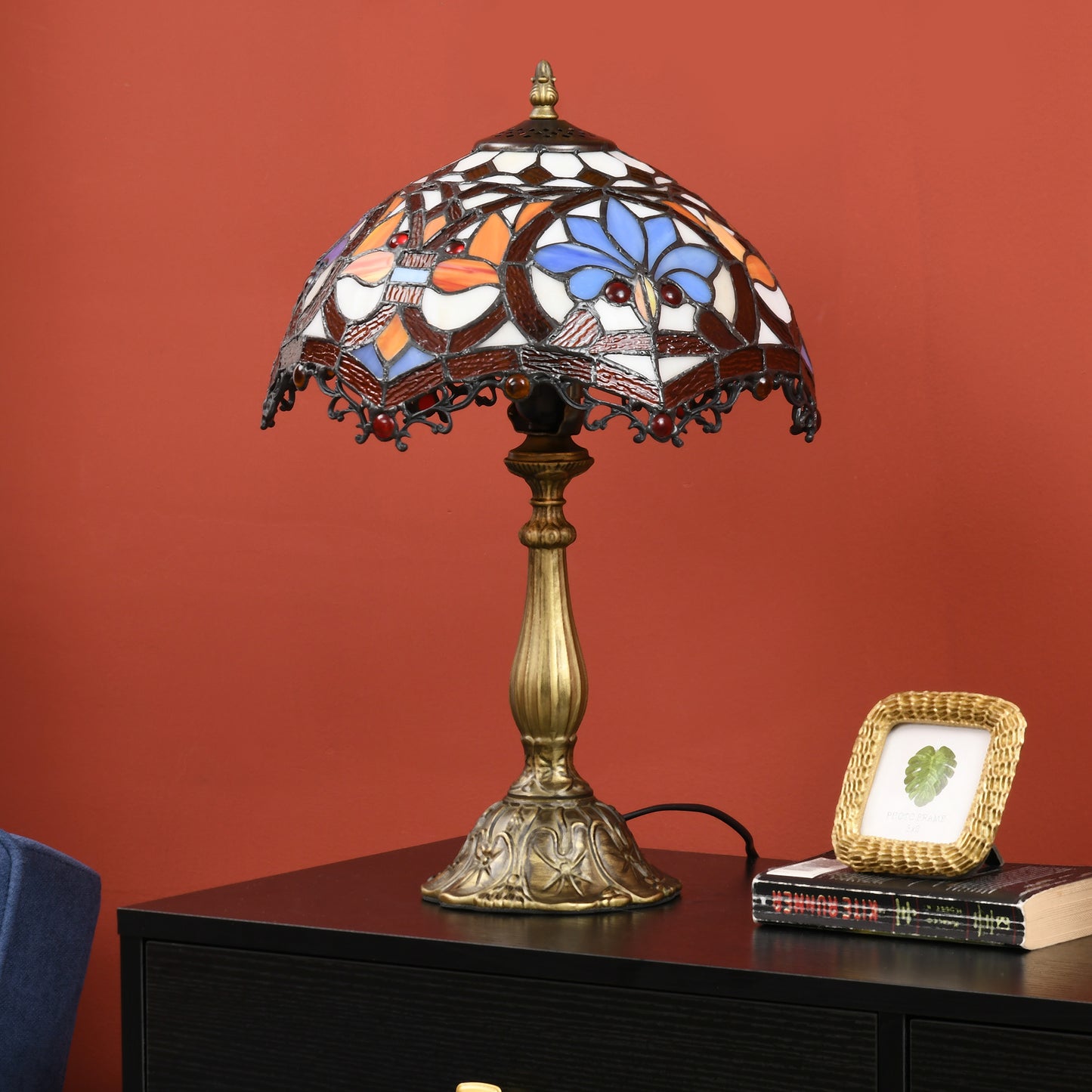 HOMCOM Tiffany Lamp, Stained Glass Table Lamp, Handcrafted Artisan Collectible, Suitable for Living Room and Bedside, Multi-Coloured, Ф25 x 45Hcm, Zinc Alloy.