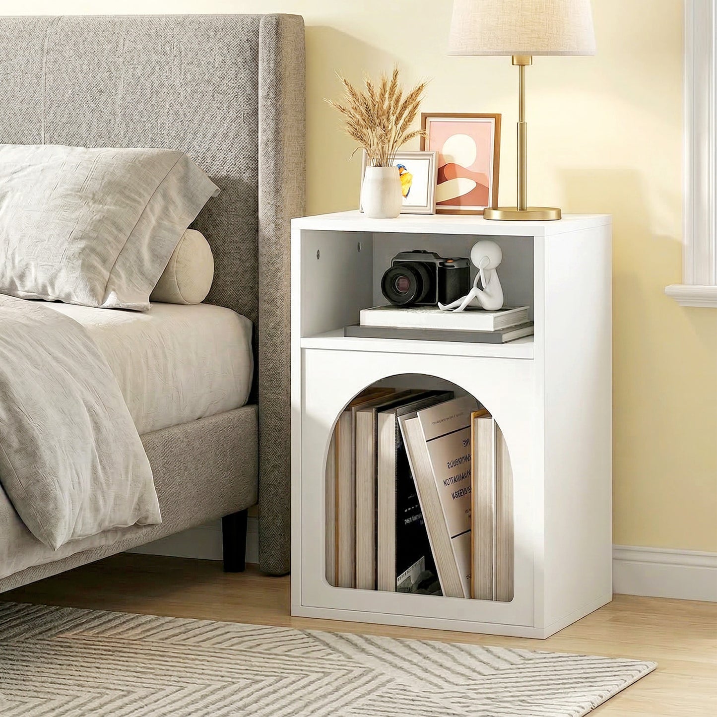 HOMCOM Bedside Table with 2 Open Compartments - White