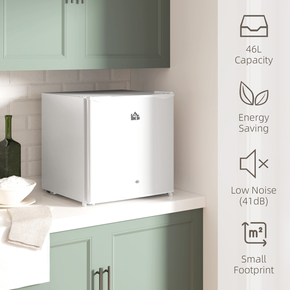 HOMCOM 46-litre countertop fridge with a compact footprint