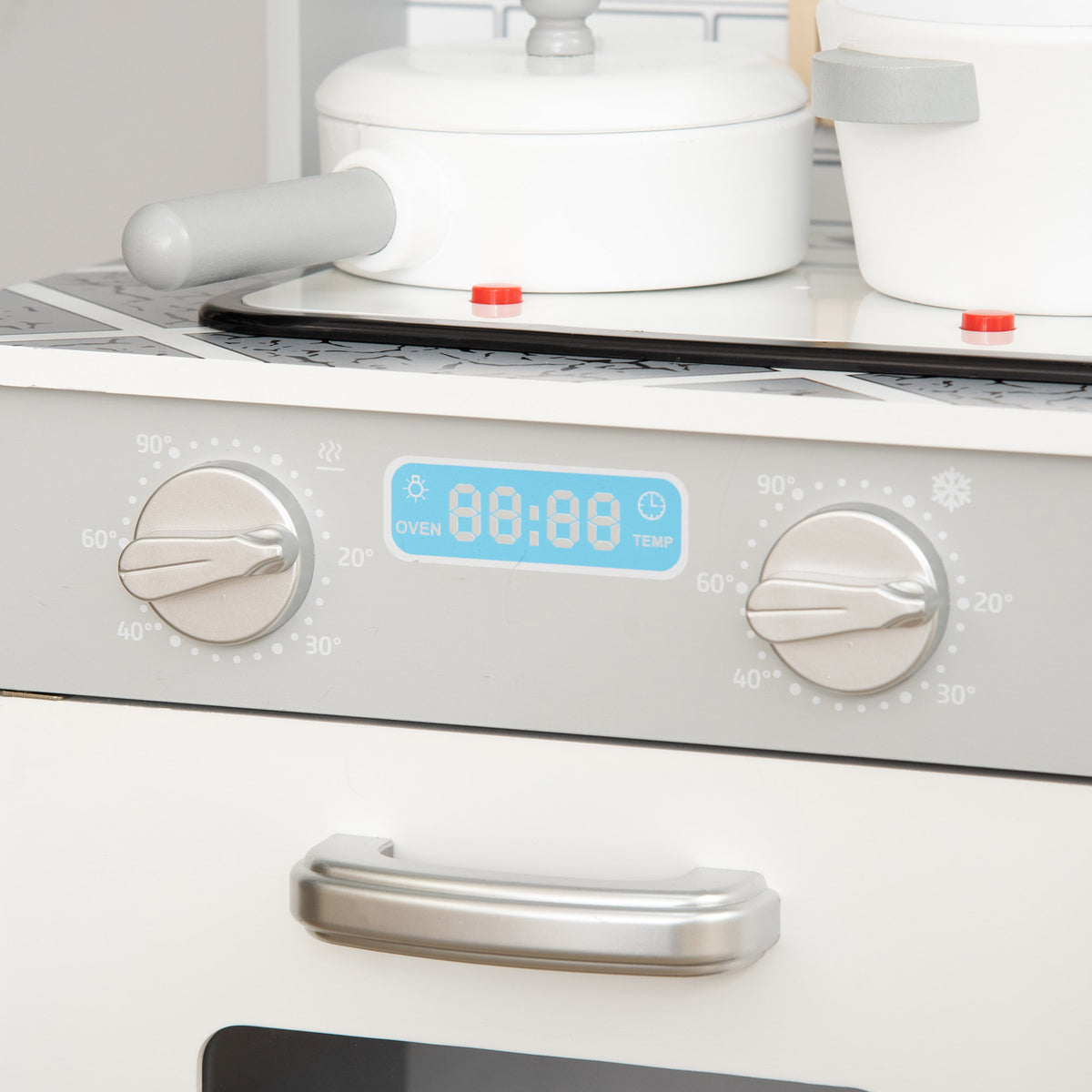 HOMCOM toy kitchen control panel with two rotary knobs, digital display, and cooktop