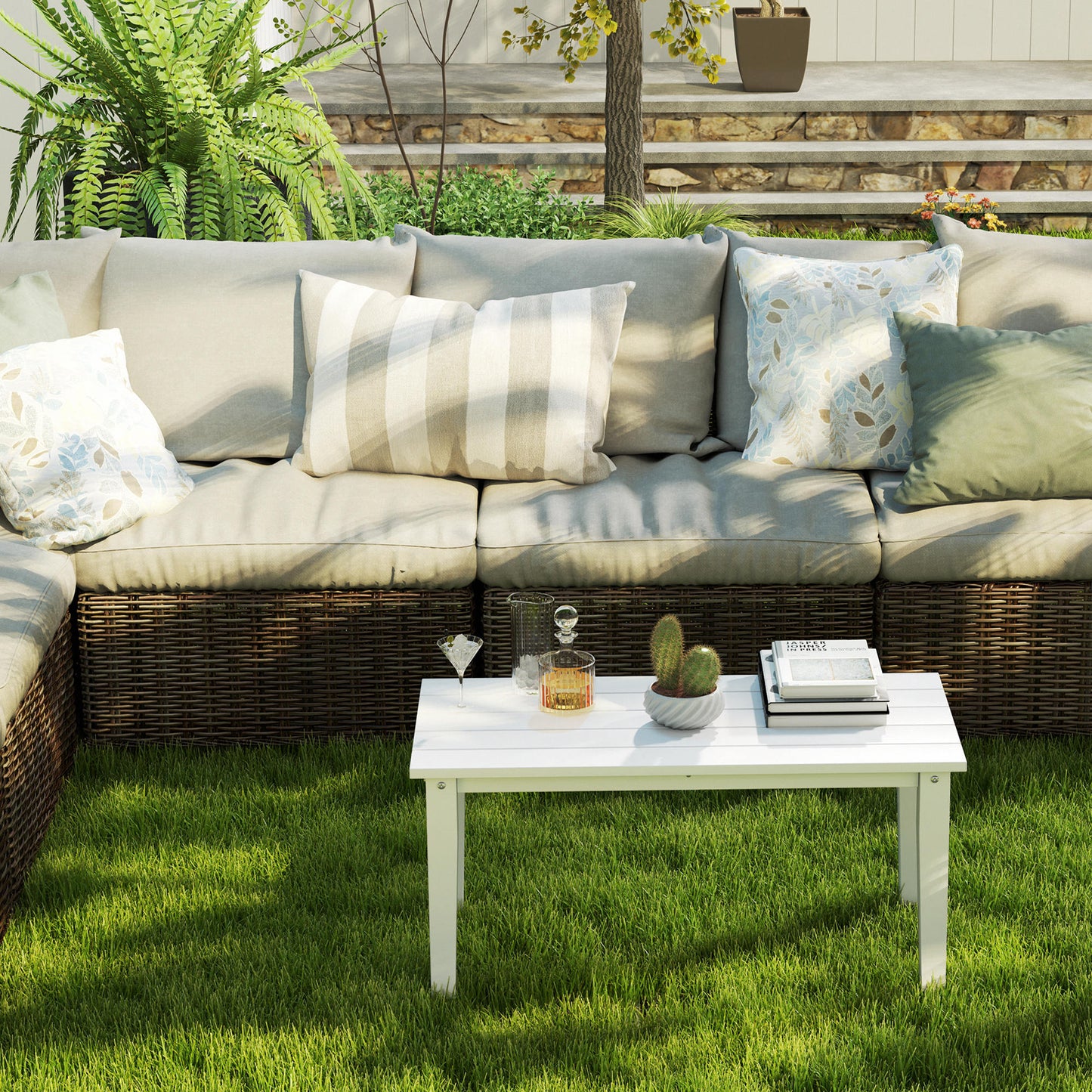 Outsunny Outdoor Garden Coffee Table, HDPE All-Weather Rectangular Outdoor Garden Table with Slatted Tabletop for Patio, Balcony, 91 x 44 x 42 cm, White